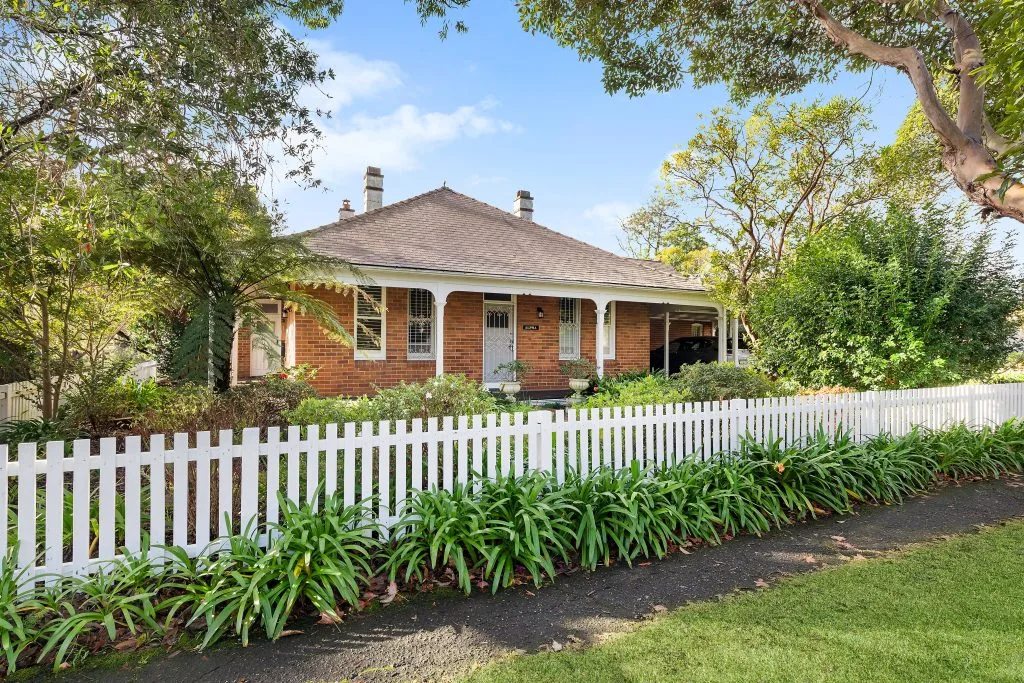 Bought - 14 Darnley Street, Gordon